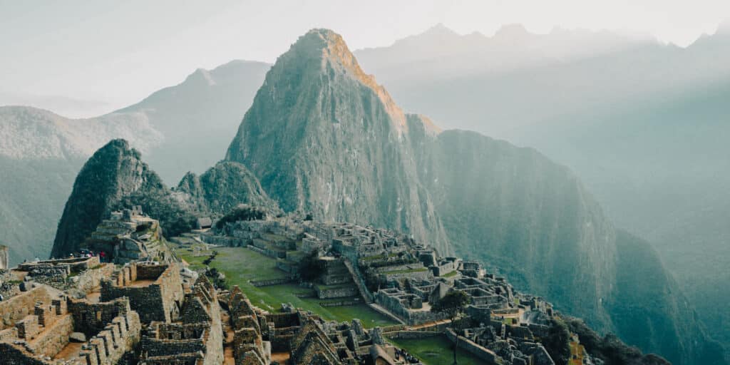 Landscape photo of the ruins at Machu Picchu