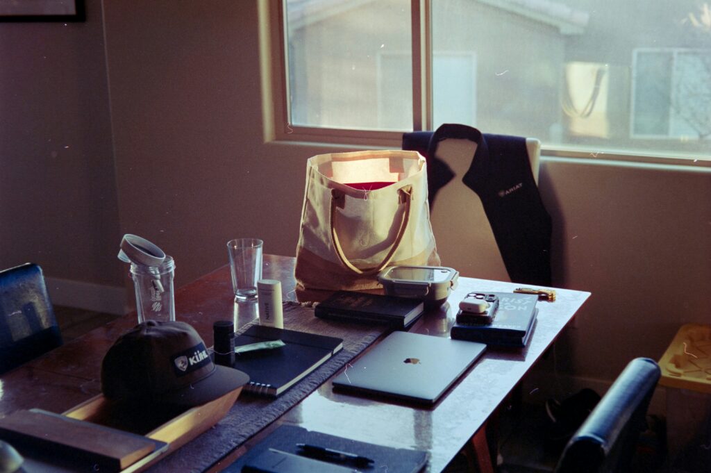 Travel bag and planning scene for a rehydration plan traveler’s diarrhea article