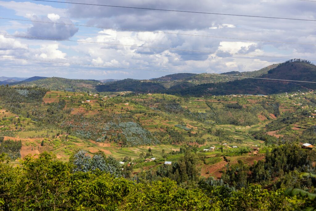 Landscape view of hills in Rwanda for travel planning