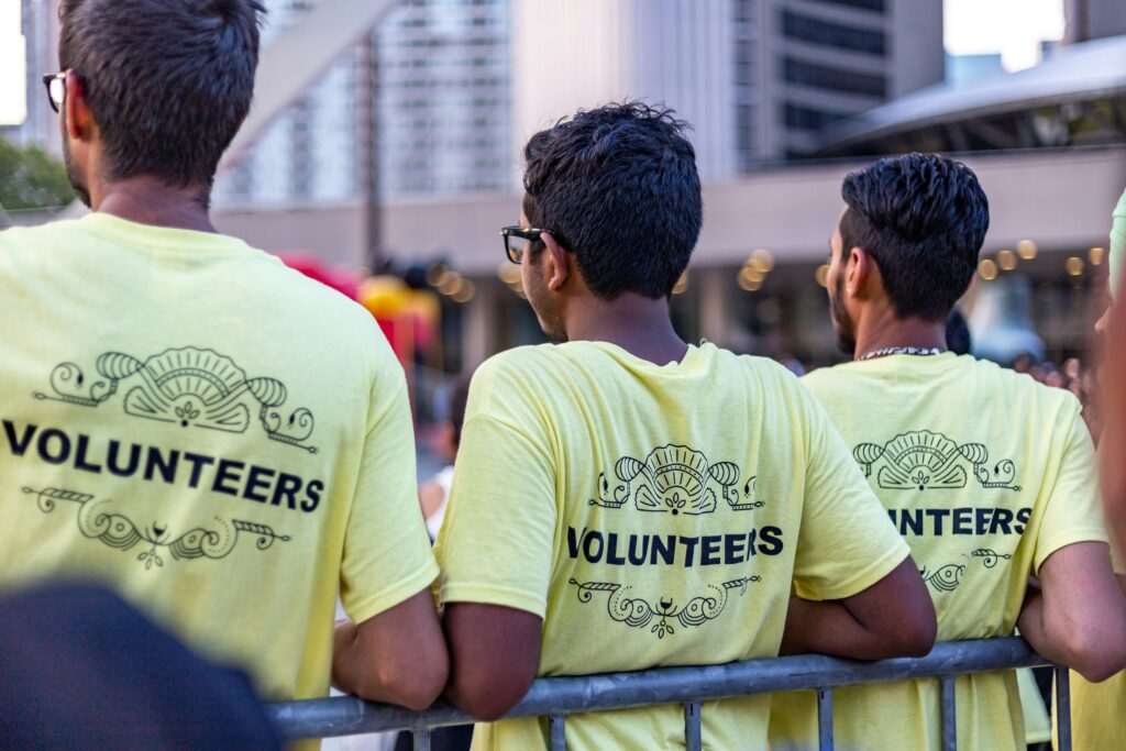 Volunteer community travel scene for volunteer travel health planning